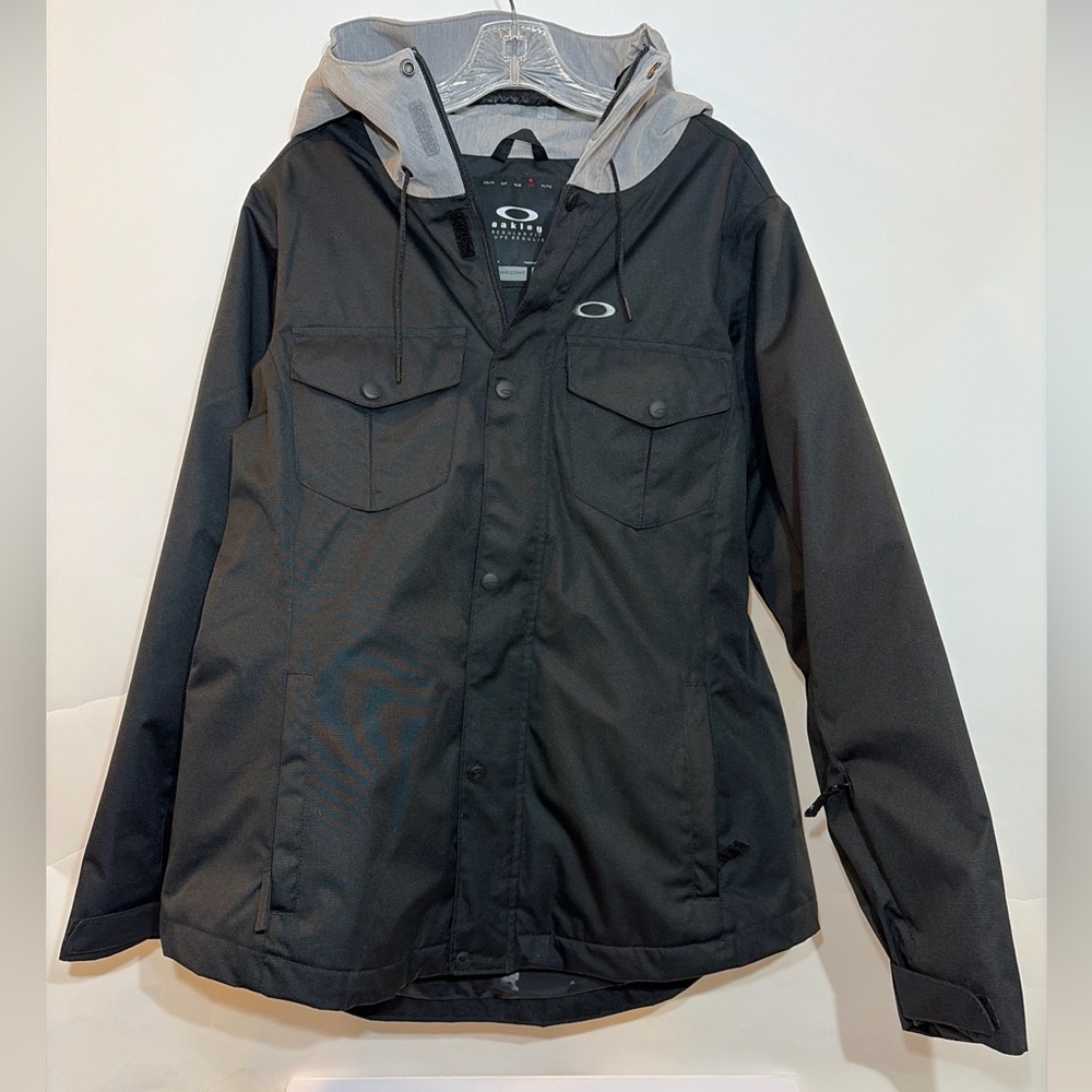 Oakley Men's Large Snowboard Coat 10K Biozone Black Hood Black